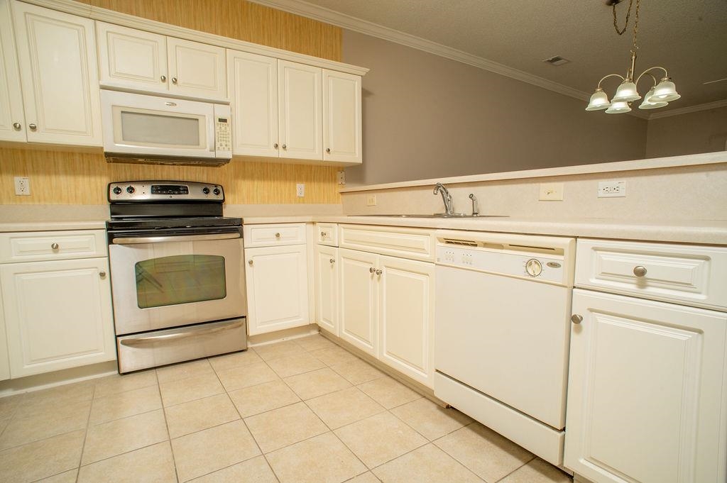300 Kiskadee Loop, Unit B Conway, SC 29526 - Photo 37 of 86