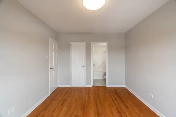 $2,750 | 5815 North Sheridan Road, Unit PH2, Chicago, IL 60660