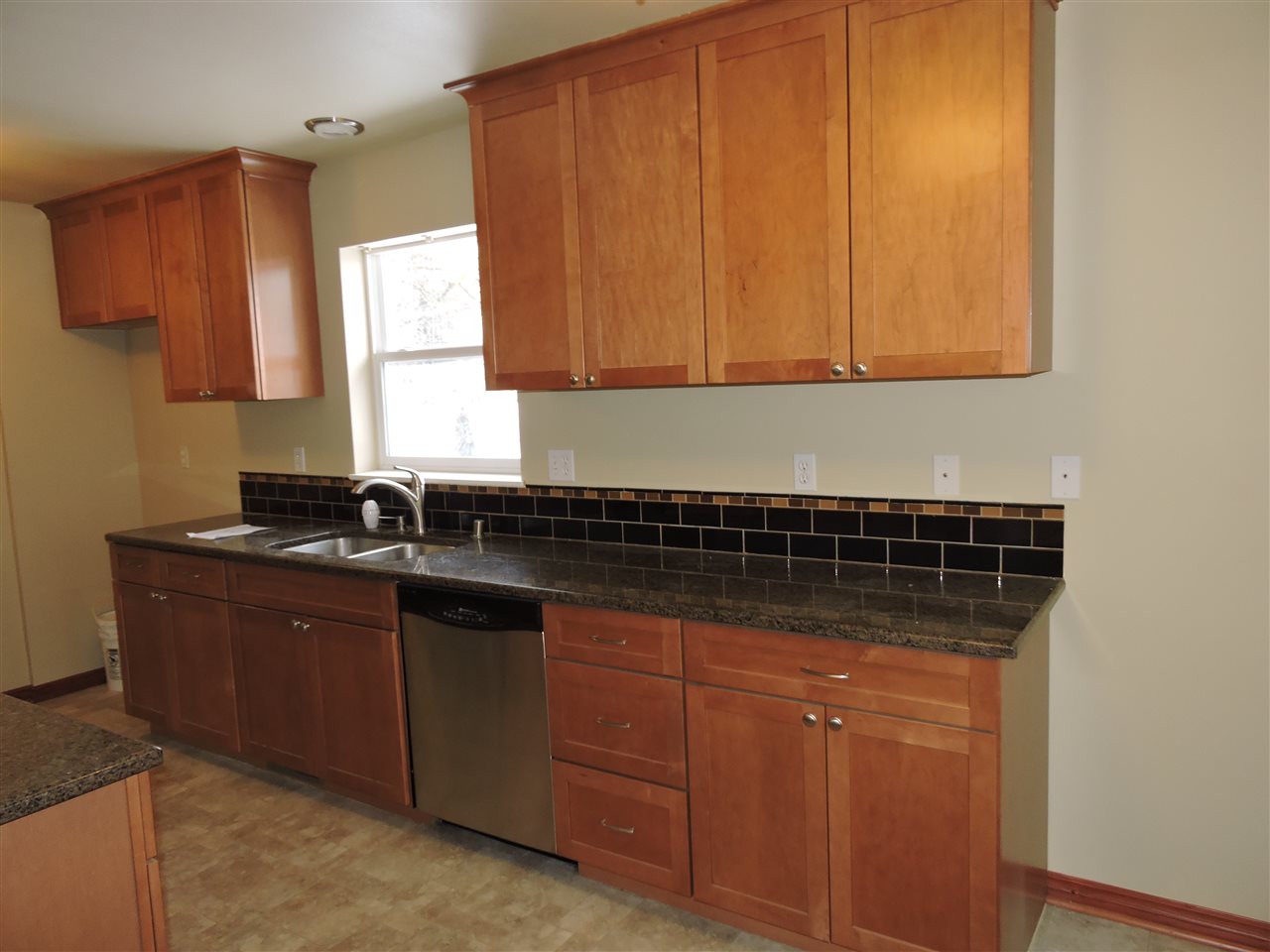 3303 North Elton Road Spokane Valley, WA 99212 - Photo 5 of 20