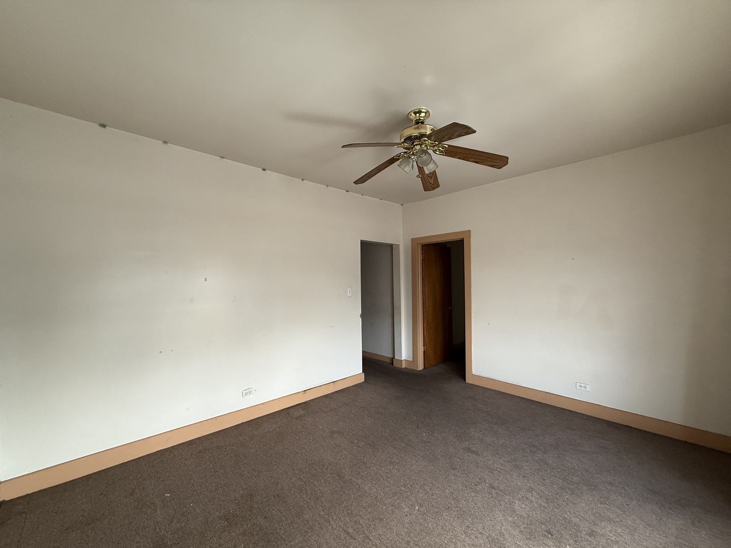 5818 West North Avenue Chicago, IL 60639 - Photo 16 of 37 a view of a big room with carpet