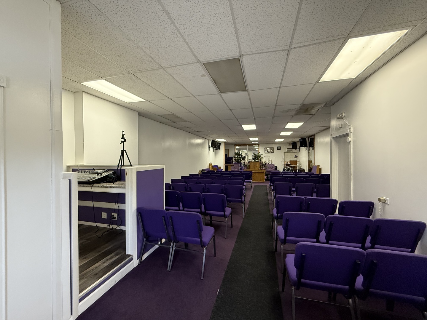 5818 West North Avenue Chicago, IL 60639 - Photo 2 of 37 a view of a dining room with furniture