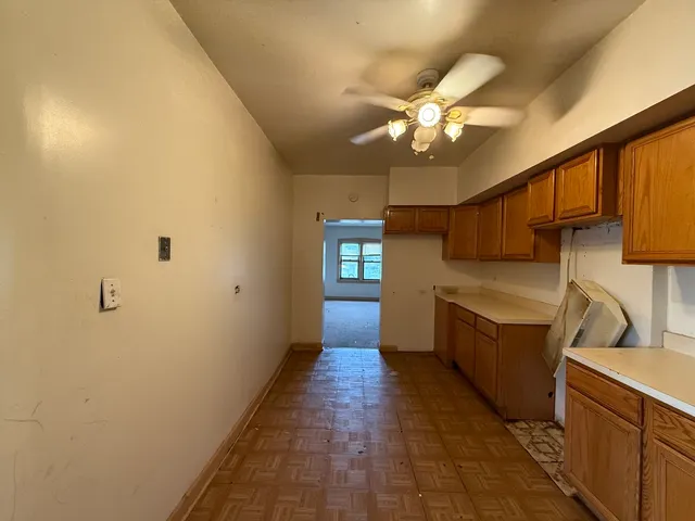 a view of empty room with window