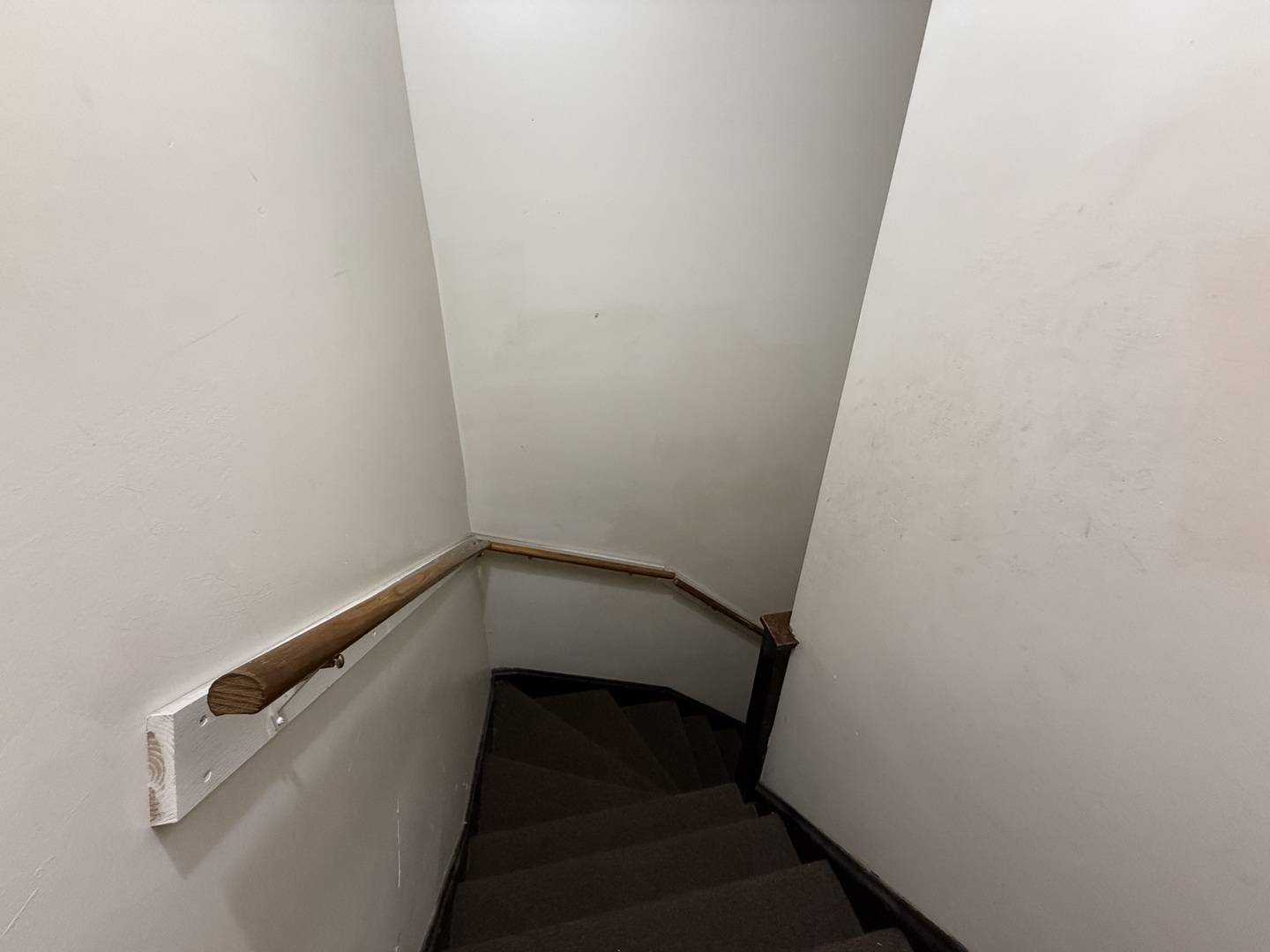 5818 West North Avenue Chicago, IL 60639 - Photo 35 of 37 a view of entryway