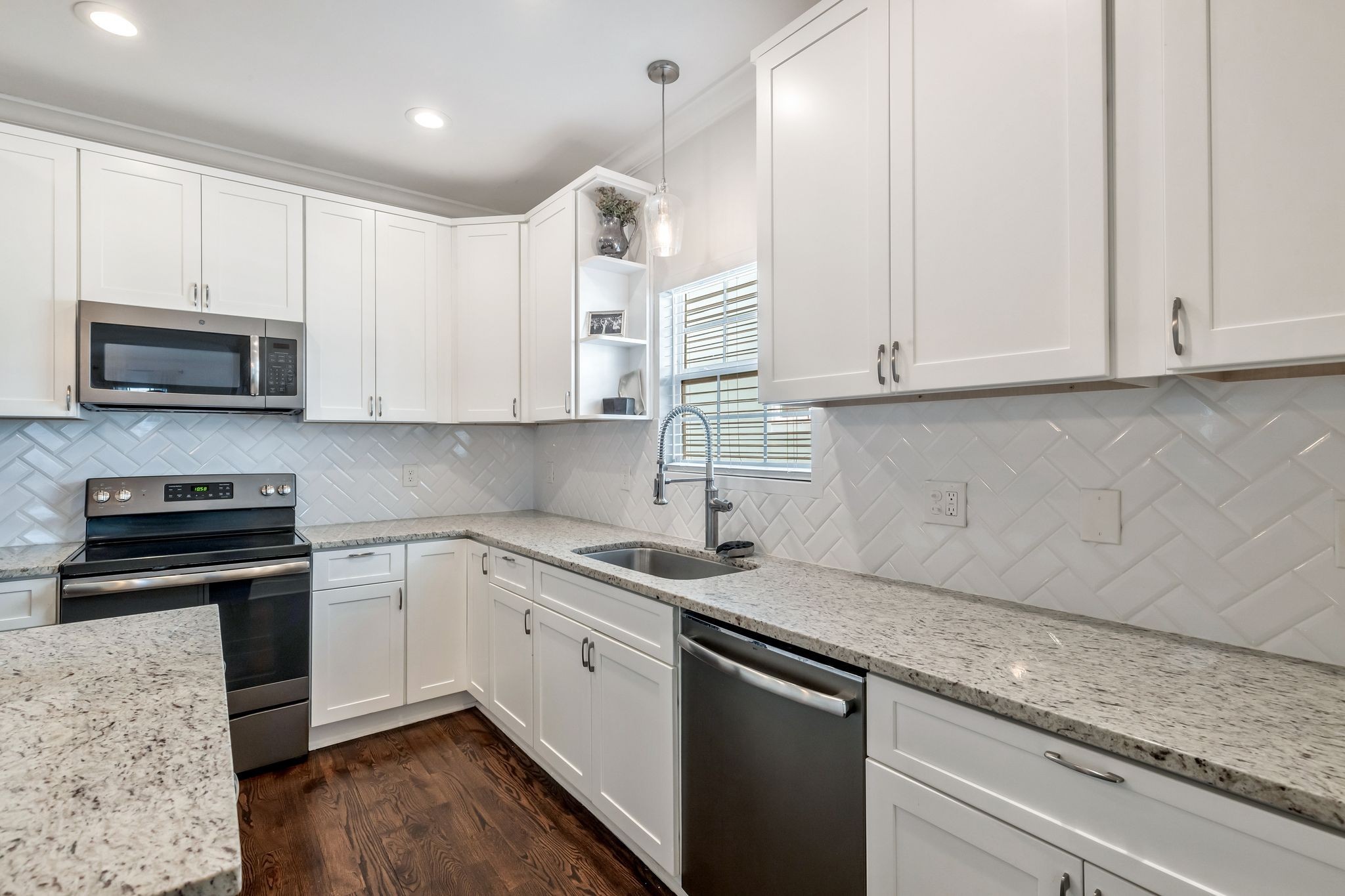 175 B Rural Avenue Nashville, TN 37209 - Photo 9 of 27