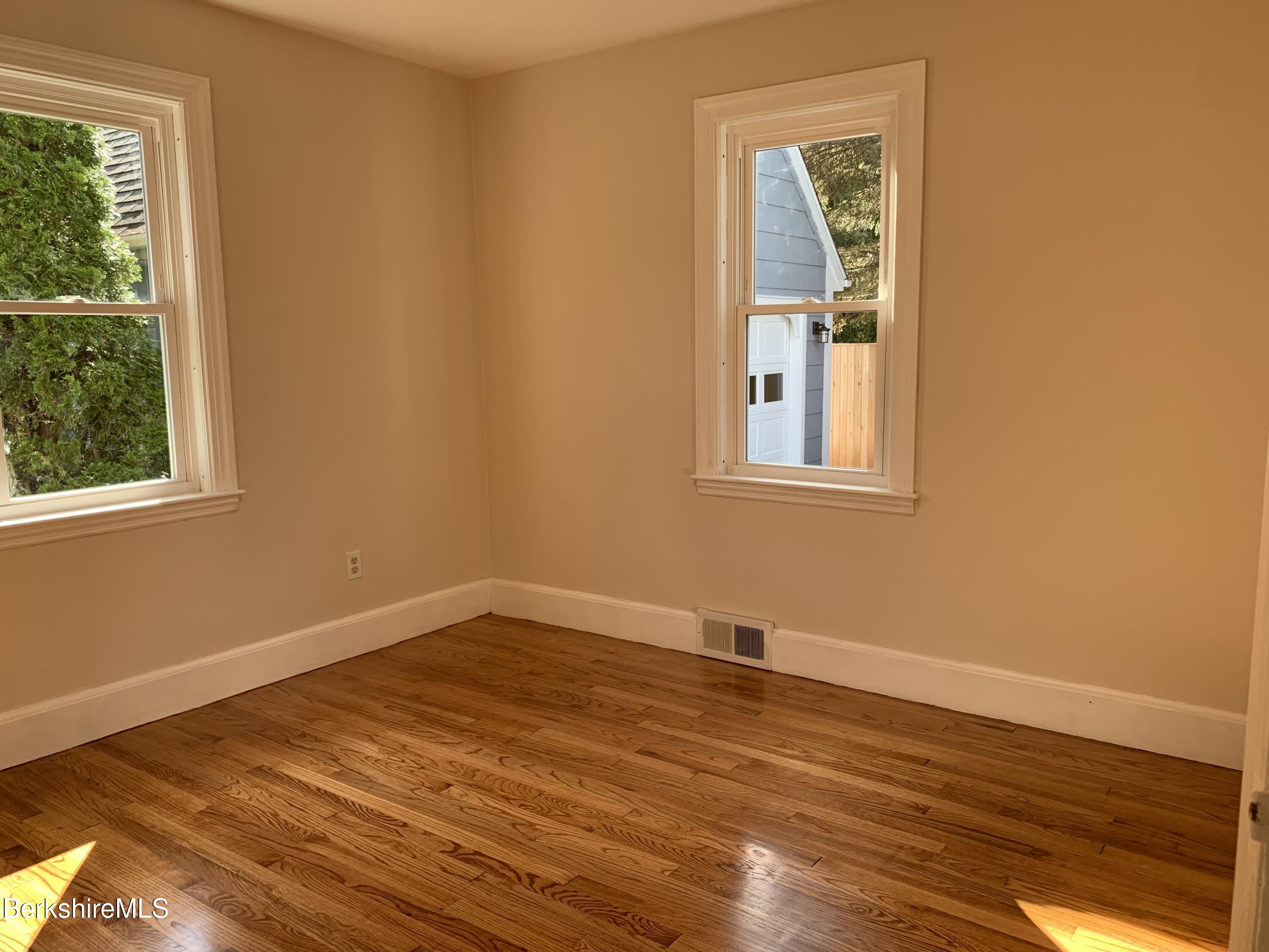 37 Ridge Avenue Pittsfield, MA 01201 - Photo 22 of 37 Bedroom 1