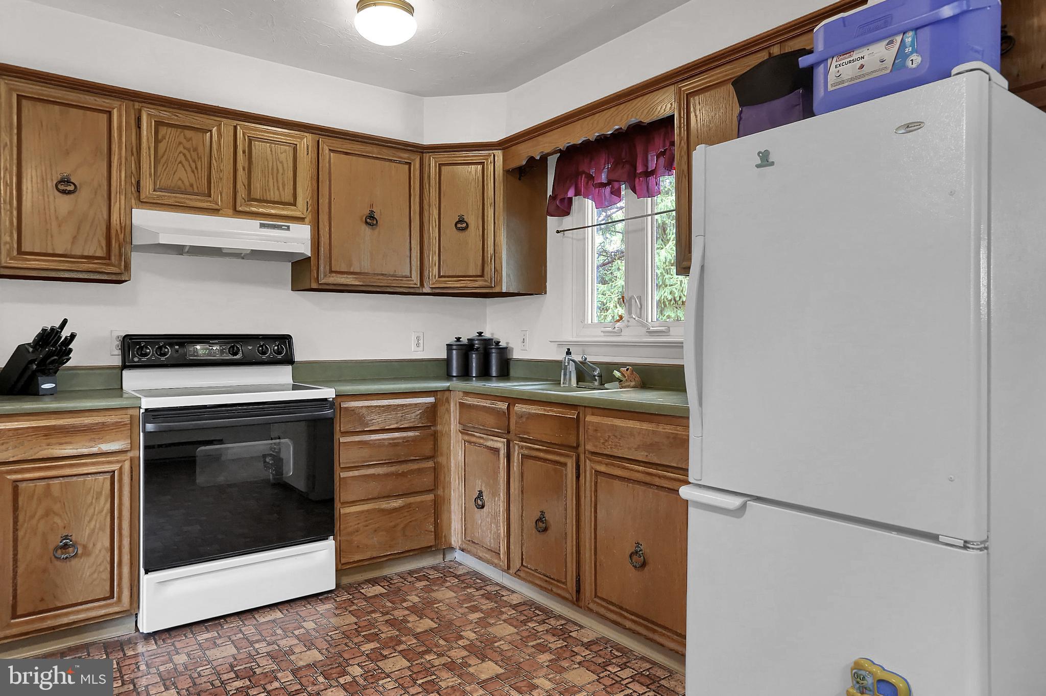 1428 Mastersonville Road Manheim, PA 17545 - Photo 11 of 26 Gallery Image 11