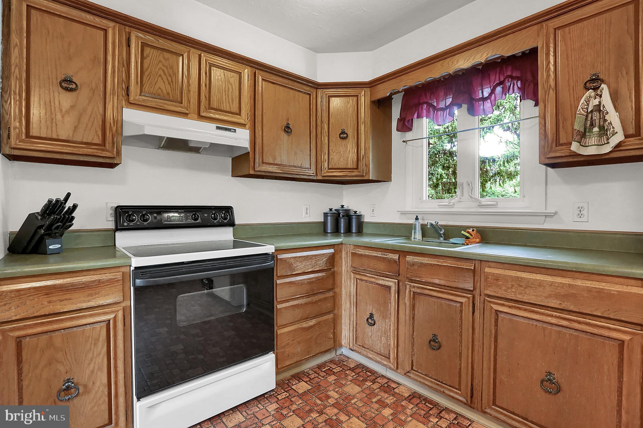 1428 Mastersonville Road Manheim, PA 17545 - Photo 12 of 26 Gallery Image 12
