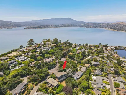 $3,177,000 | 2 Buckeye Road, Belvedere, CA 94920