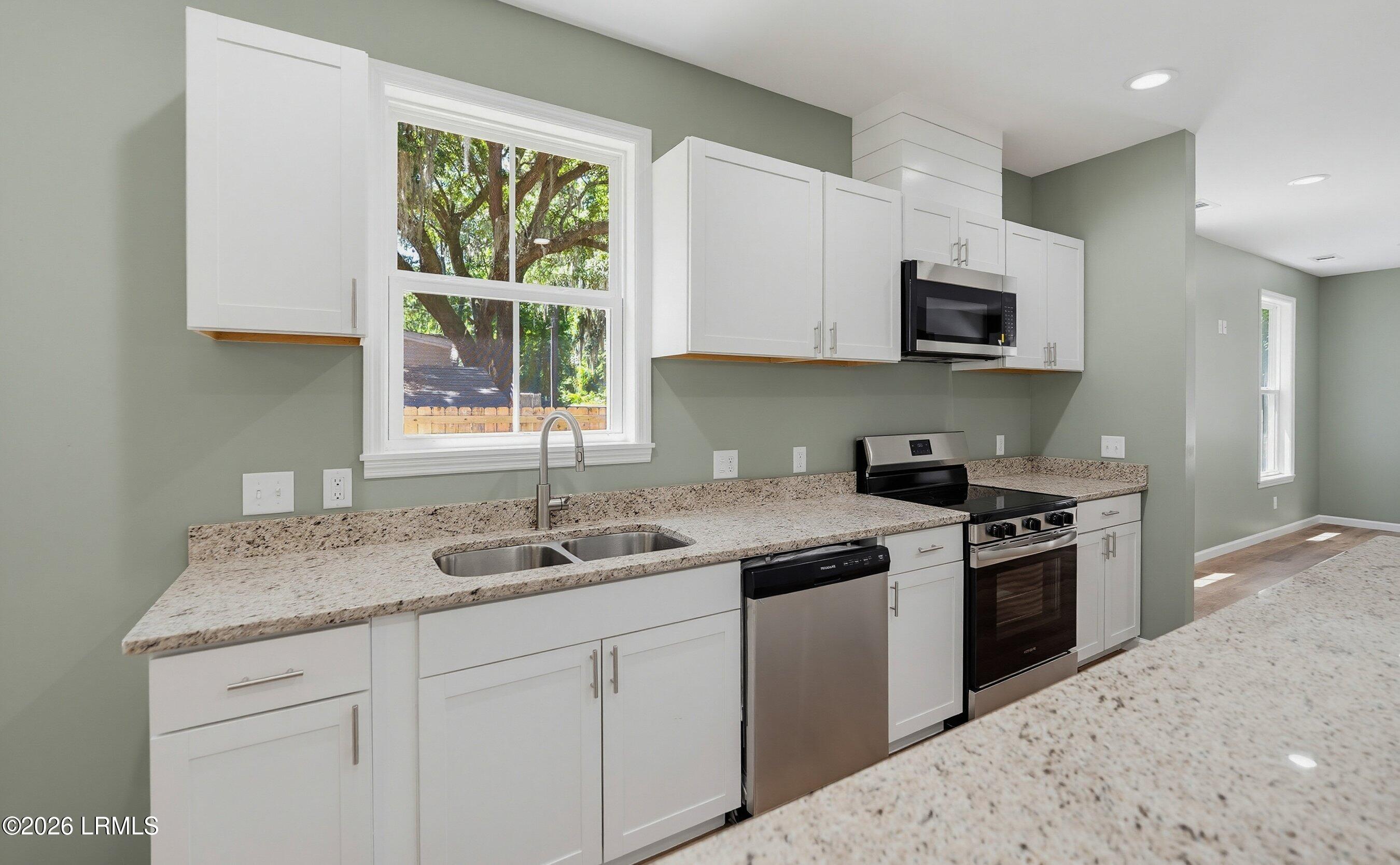 23 Seabrook Center Road Seabrook, SC 29940 - Photo 13 of 38 Kitchen4