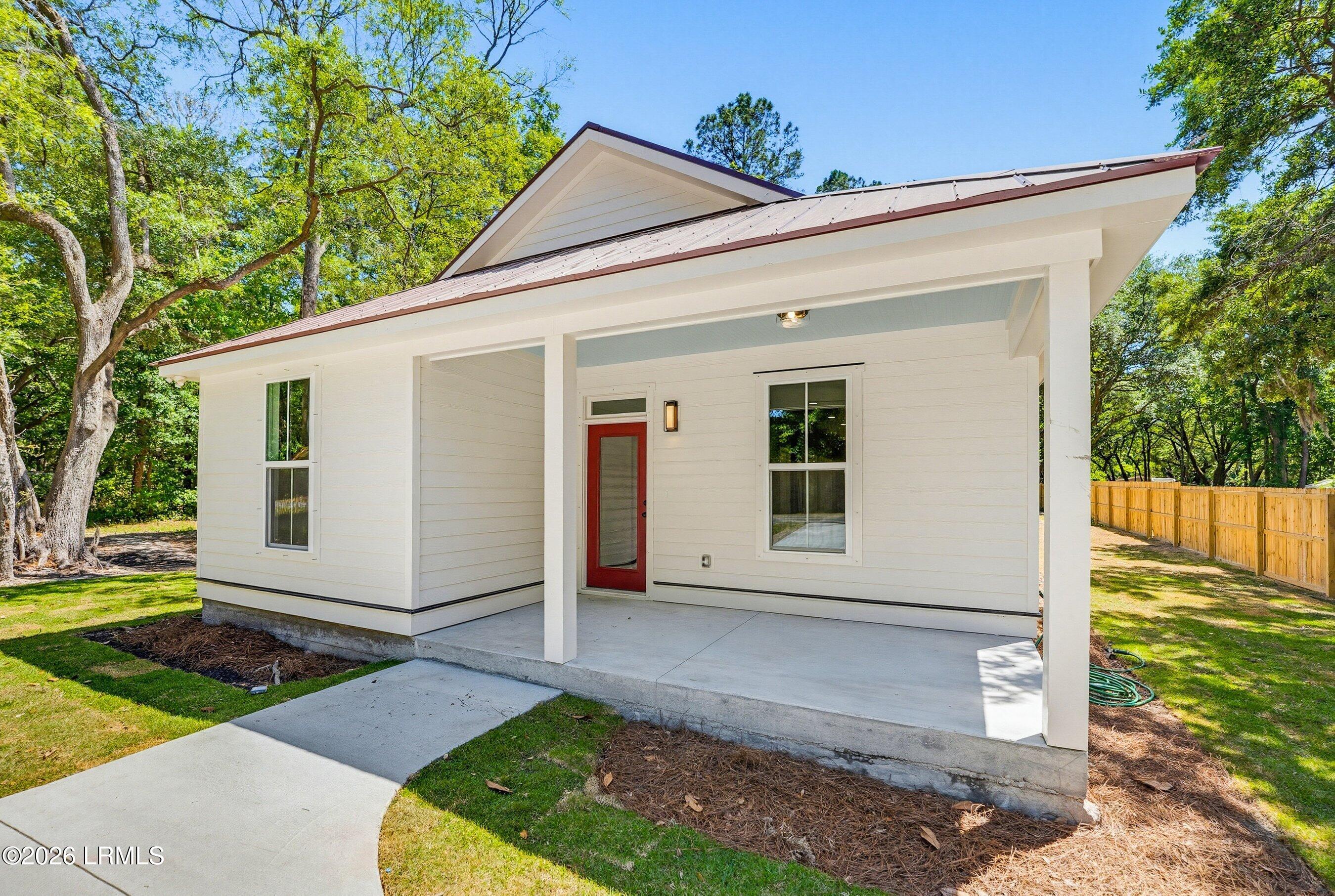 23 Seabrook Center Road Seabrook, SC 29940 - Photo 3 of 38 Front2