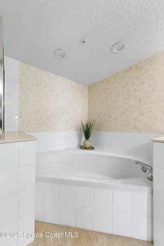 $649,900 | 1505 North Hwy A1A, Unit 502, Indialantic, FL 32903