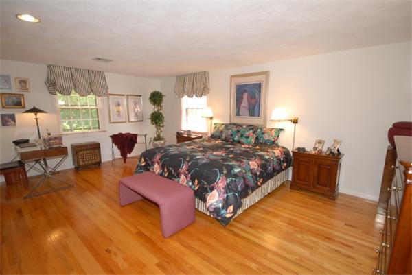 30 Blood Road Andover, MA 01810 - Photo 13 of 27