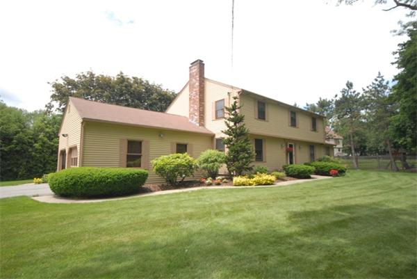 30 Blood Road Andover, MA 01810 - Photo 2 of 27