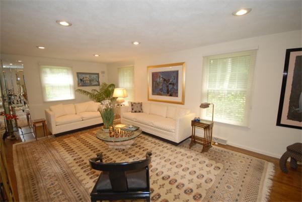 30 Blood Road Andover, MA 01810 - Photo 3 of 27