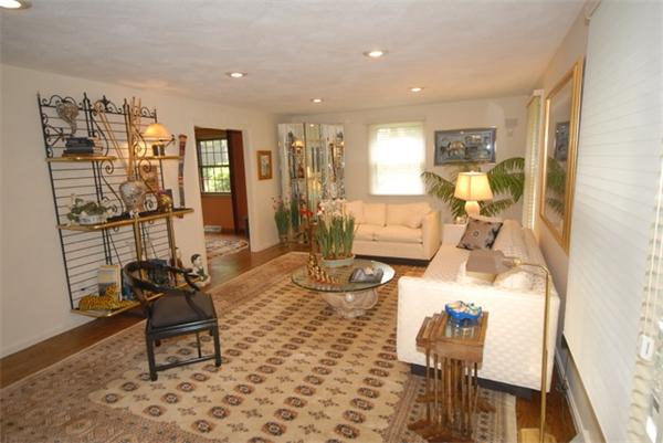 30 Blood Road Andover, MA 01810 - Photo 4 of 27
