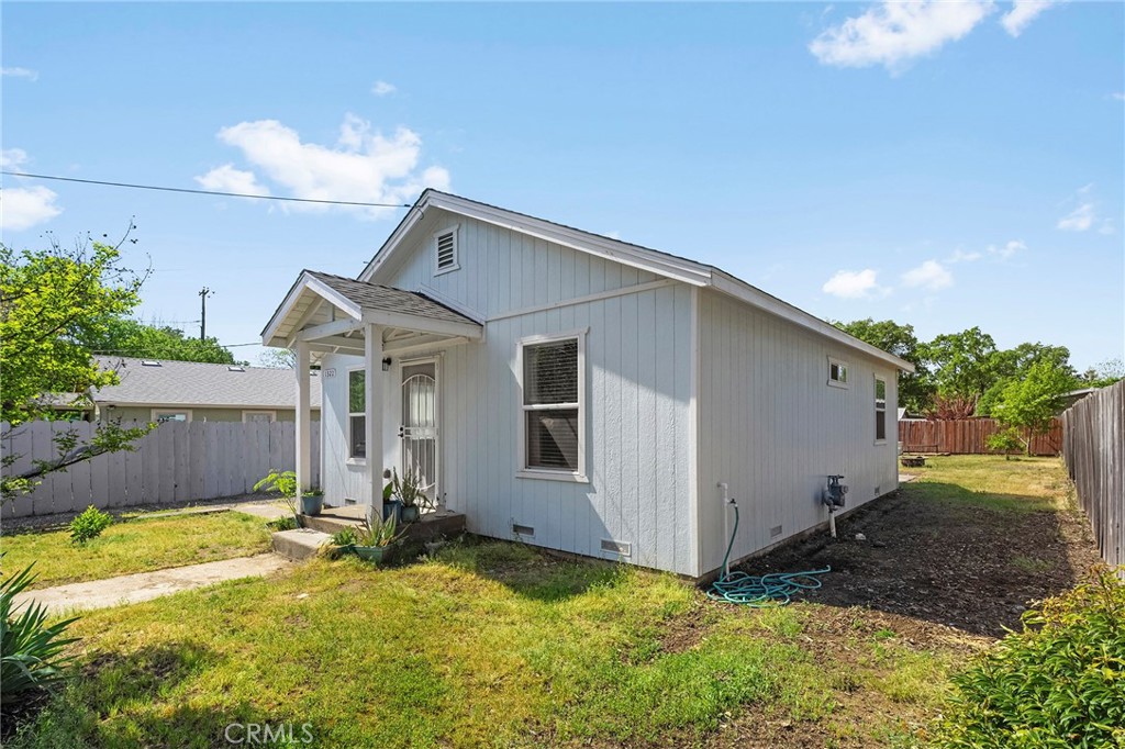 1322 Guill Street Chico, CA 95928 - Photo 11 of 35