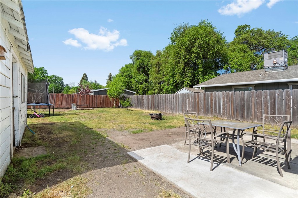 1322 Guill Street Chico, CA 95928 - Photo 28 of 35