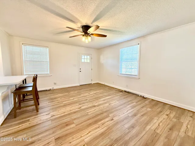 $1,600 | 201 Hawthorne Road, Edenton, NC 27932