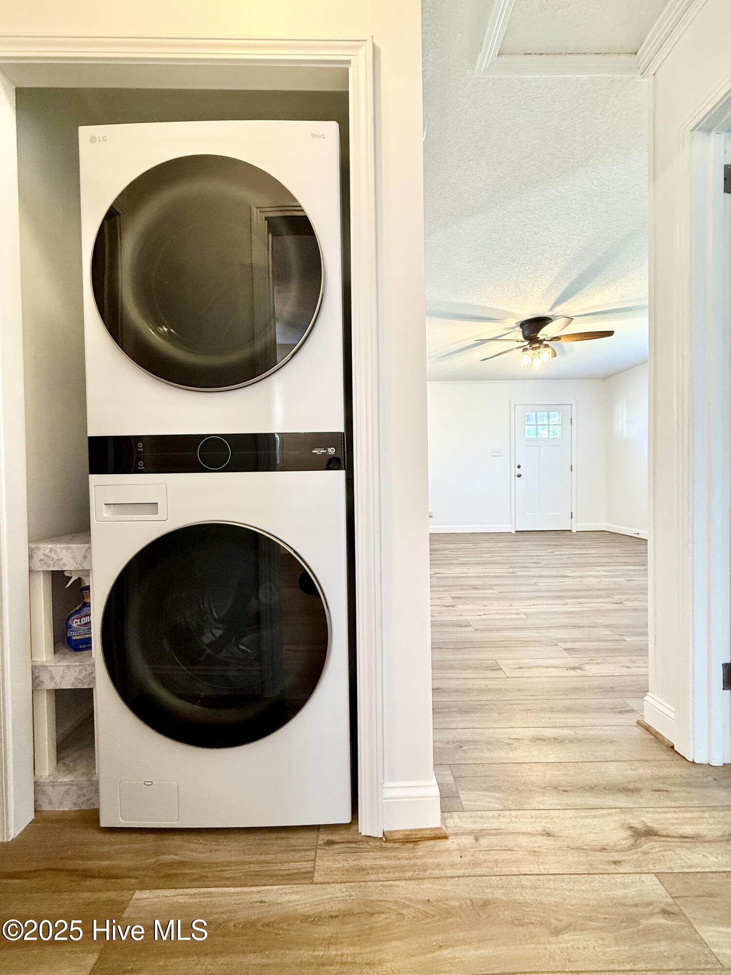 201 Hawthorne Road Edenton, NC 27932 - Photo 10 of 11 Washer/Dryer