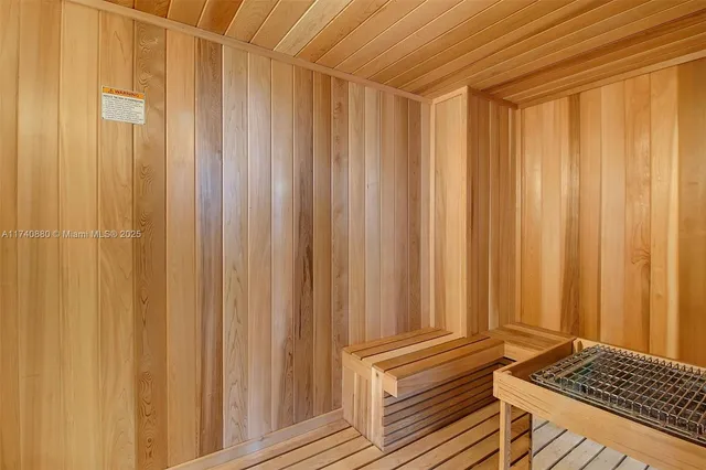 $795,000 | 460 Northeast 28th Street, Unit 1404, Miami, FL 33137