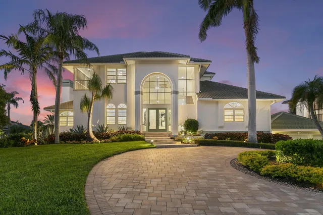 $4,650,000 | 1588 Heights Court, Marco Island, FL 34145