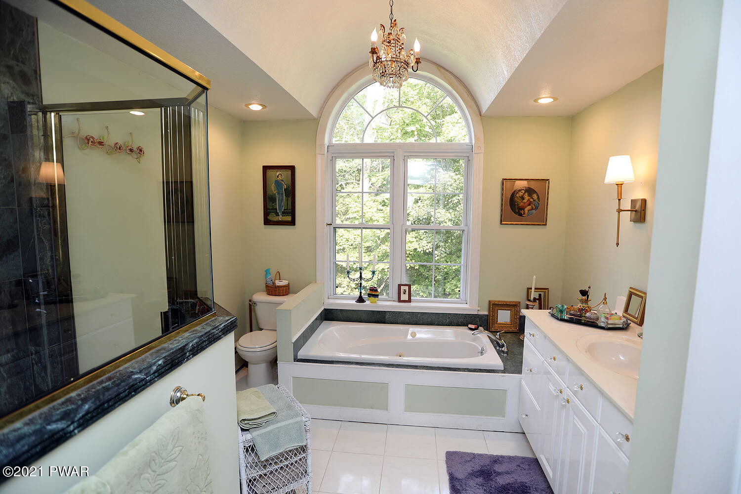 323 Layton Road Equinunk, PA 18417 - Photo 20 of 39 Master Bath2