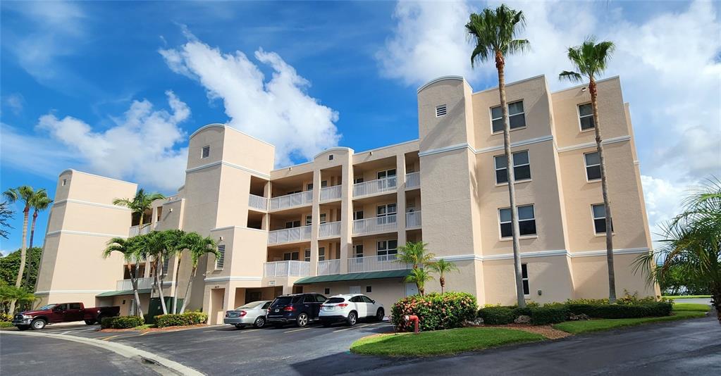 6575 99th Way North, Unit 22101 St. Petersburg, FL 33708 - Photo 1 of 1 Gallery Image 1