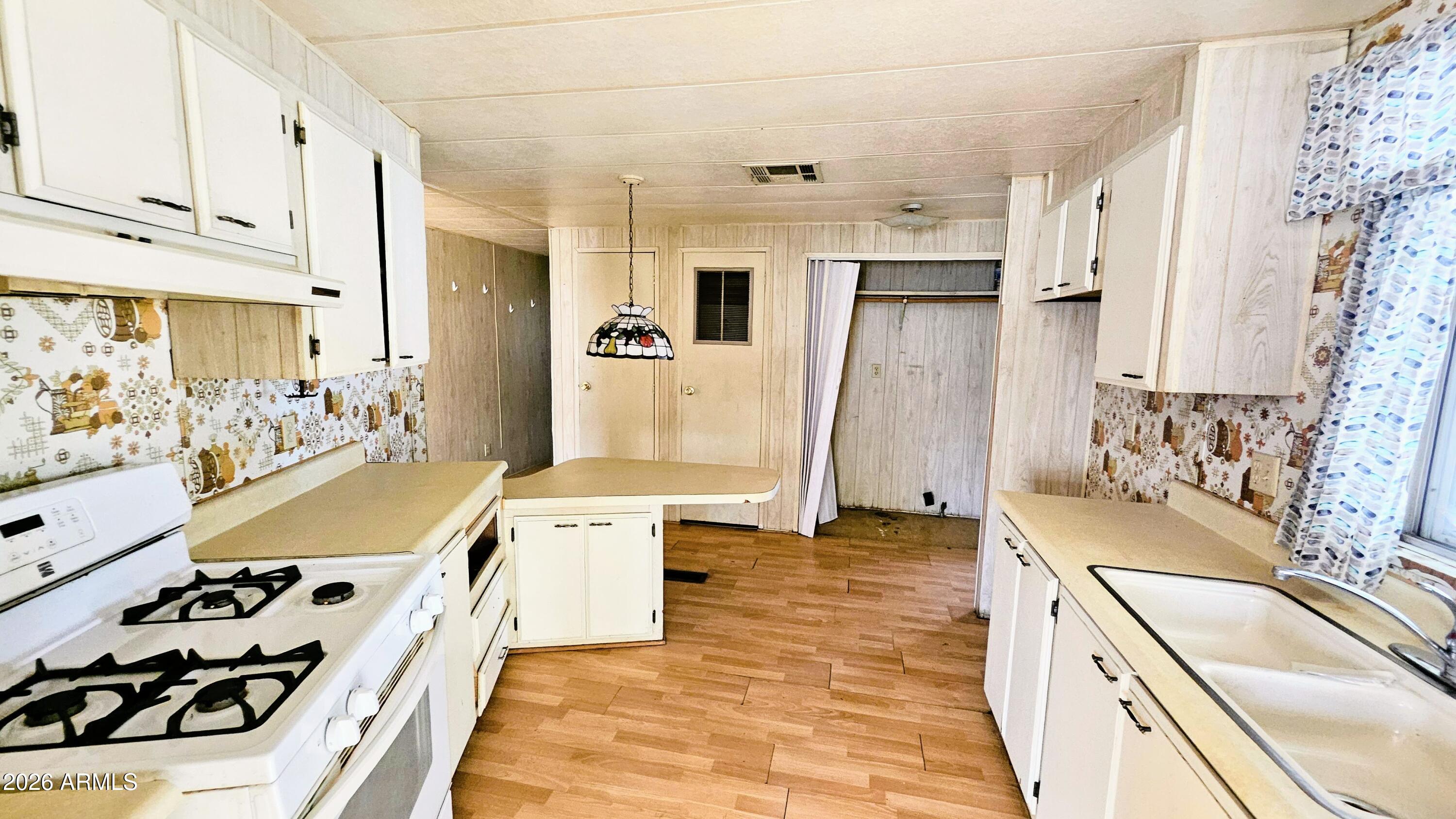 1006 South Cedarcrest Circle Payson, AZ 85541 - Photo 4 of 20 20260205_090113-EDIT