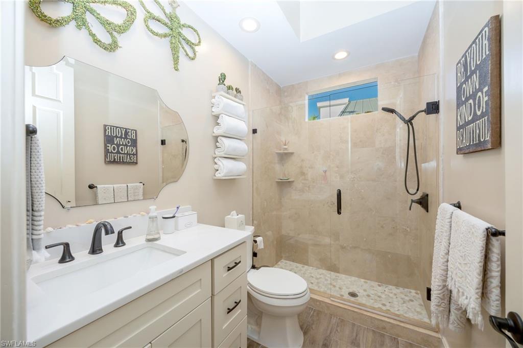 8137 Ronda Court Naples, FL 34109 - Photo 19 of 35 Gallery Image 19