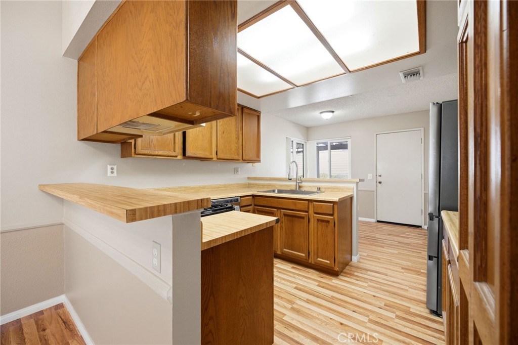 1246 Versailles Circle Riverside, CA 92506 - Photo 13 of 50