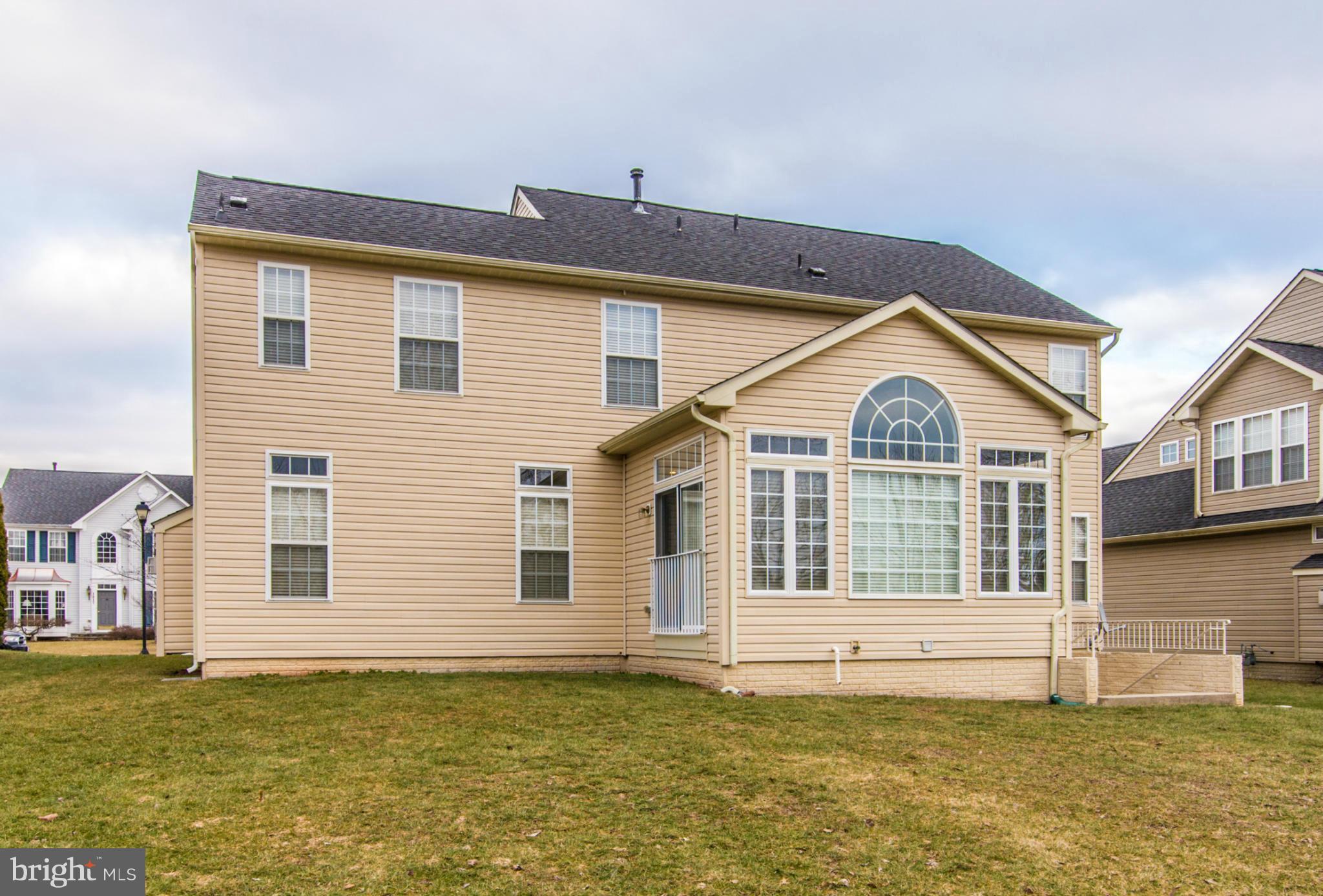 1814 Weybridge Road Frederick, MD 21702 - Photo 4 of 27 Exterior (Rear)