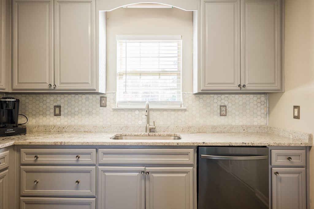 5645 Fontana Road Valdosta, GA 31601 - Photo 10 of 28 Gallery Image 10