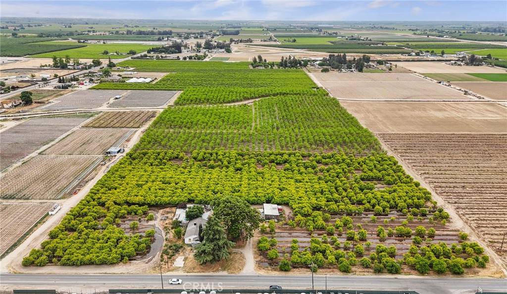 a view of a outdoor space