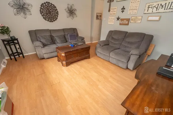 $650,000 | 1033 Grove Street, North Brunswick, NJ 08902