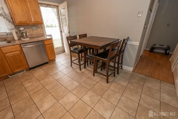 $650,000 | 1033 Grove Street, North Brunswick, NJ 08902