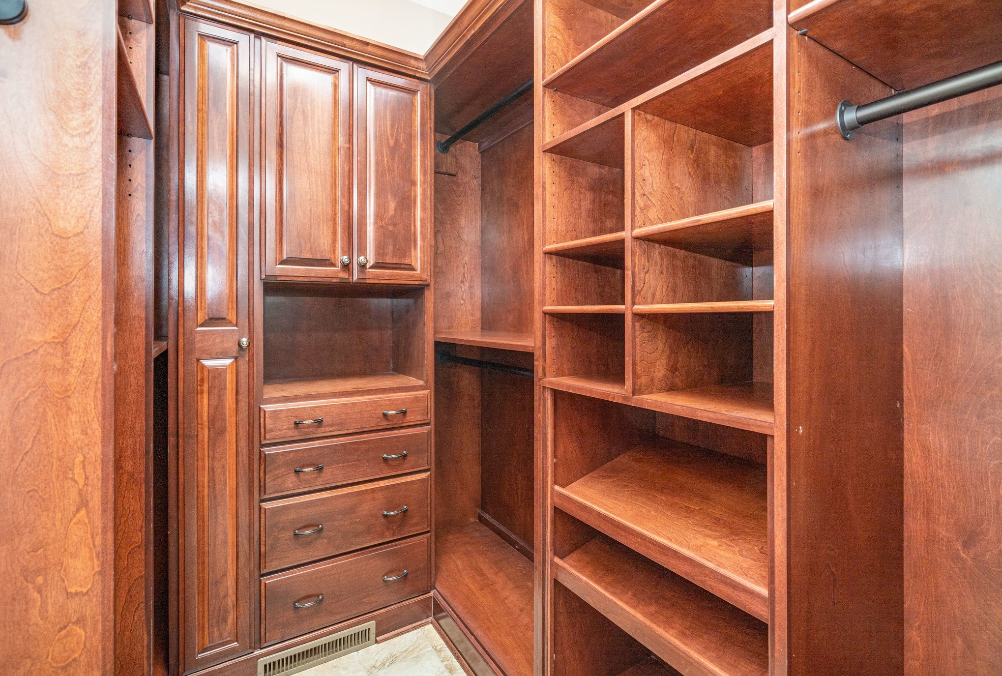 5827 Highway 76 East Springfield, TN 37172 - Photo 16 of 77 a view of walk in closet with empty racks