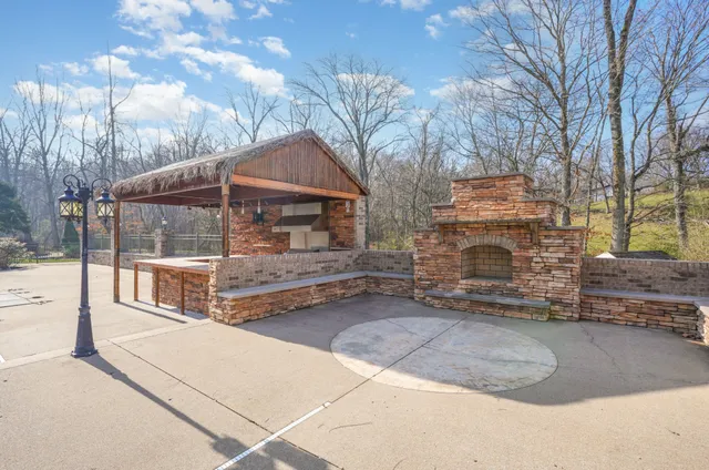 $1,550,000 | 5827 Highway 76 East, Springfield, TN 37172