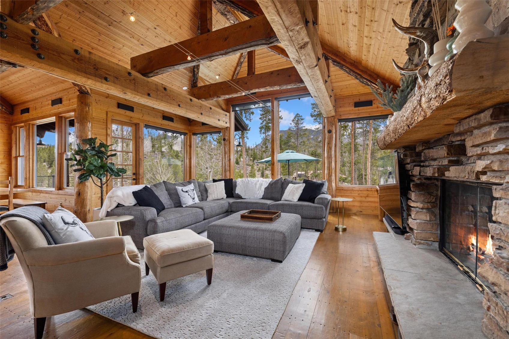 983 Emerald Road Silverthorne, CO 80498 - Photo 5 of 45 Gallery Image 5