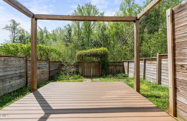 $2,095 | 44 Danbury Court, Pittsboro, NC 27312