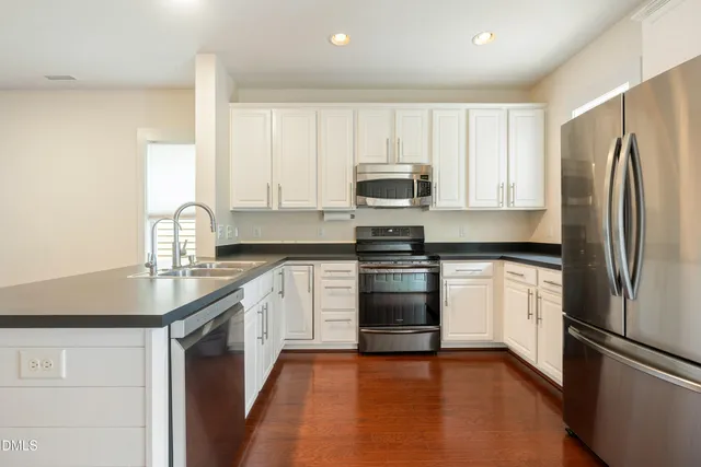 $2,095 | 44 Danbury Court, Pittsboro, NC 27312