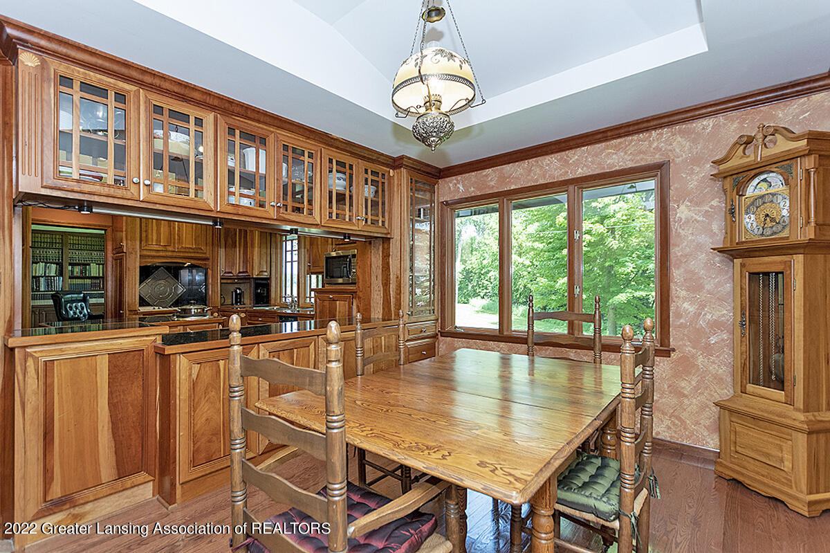 3420 Zimmer Road Williamston, MI 48895 - Photo 23 of 72 Formal Dining