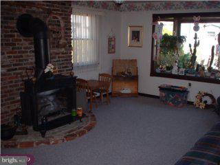 443 Wayne Road Bellmawr, NJ 08031 - Photo 3 of 5 Gallery Image 3