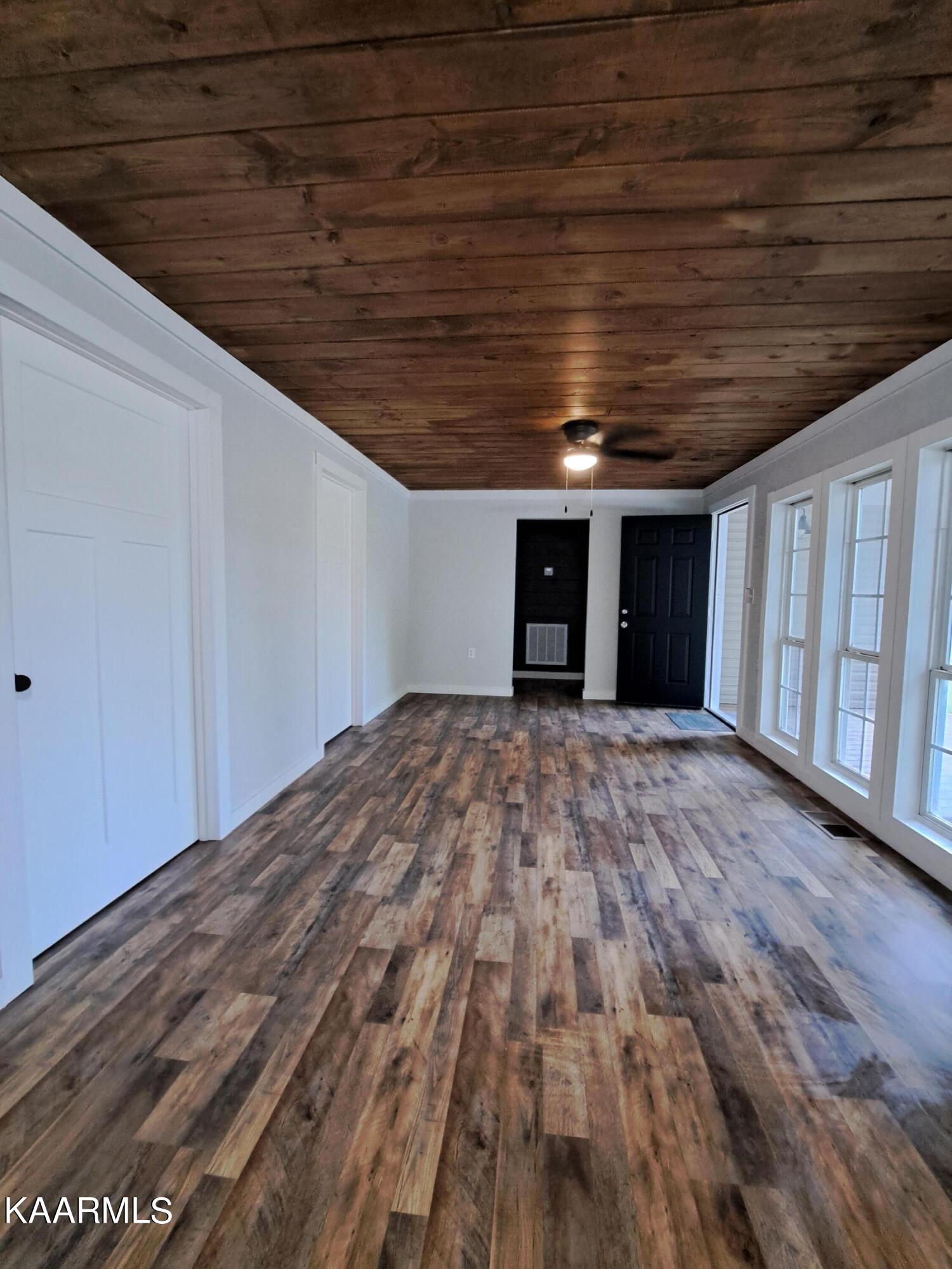 111 Big Spring Road Oneida, TN 37841 - Photo 15 of 57 20230520_180204