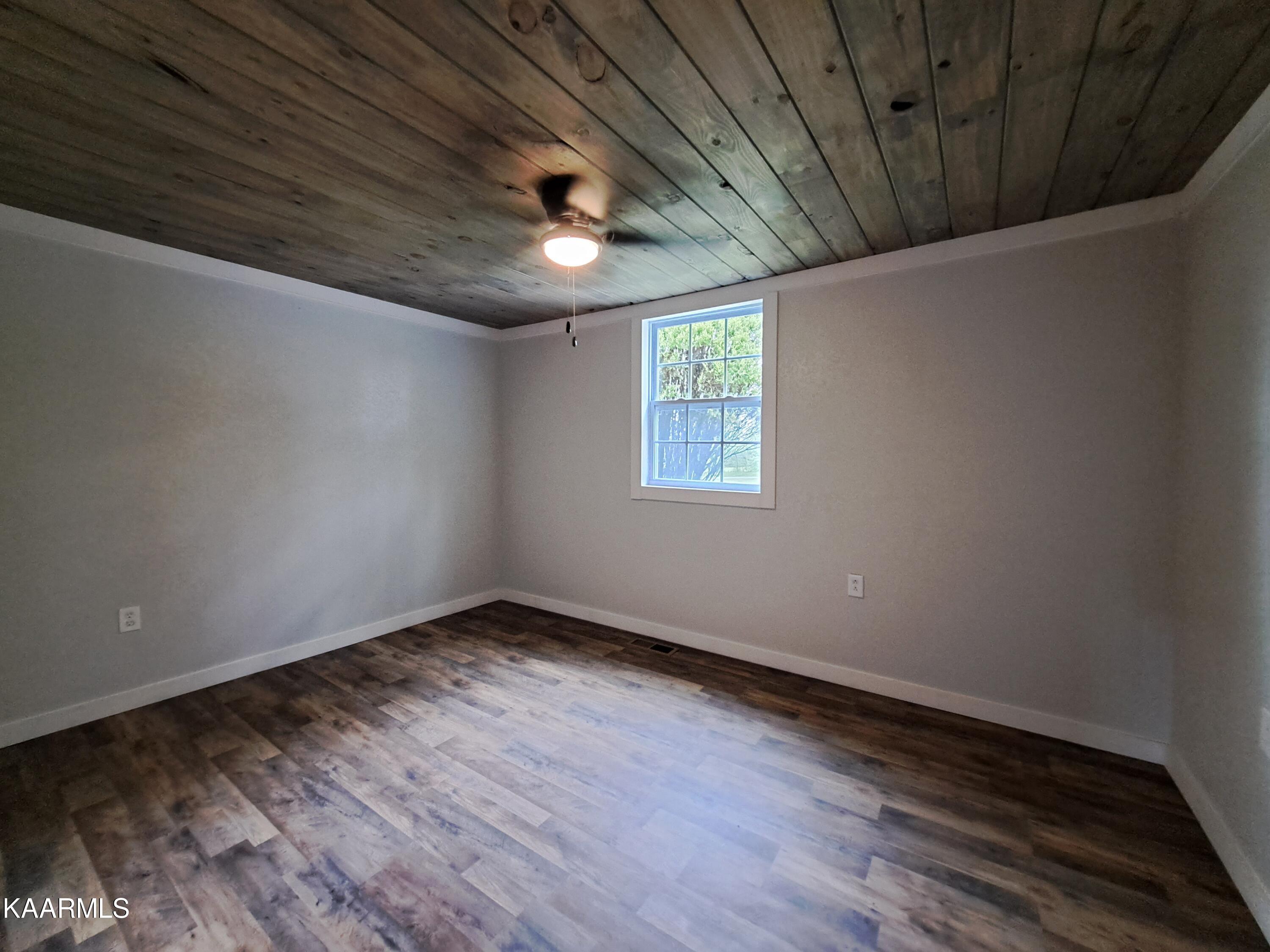 111 Big Spring Road Oneida, TN 37841 - Photo 29 of 57 20230520_170056