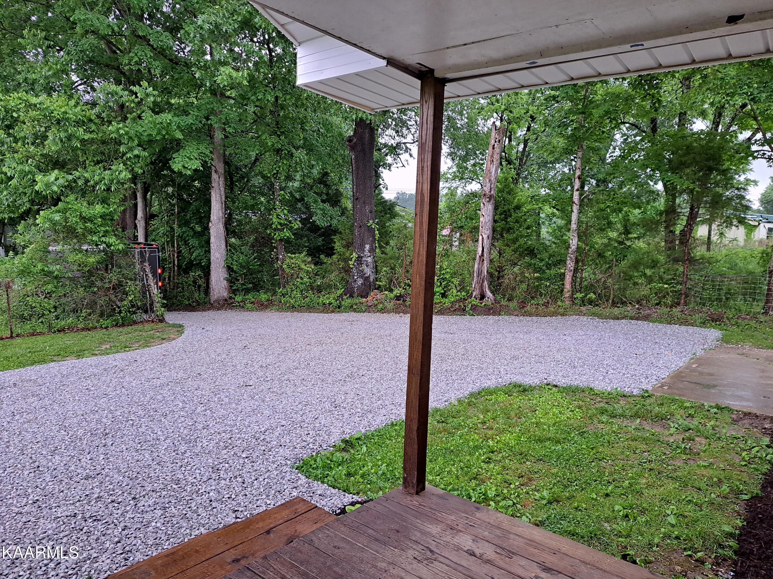 111 Big Spring Road Oneida, TN 37841 - Photo 4 of 57 20230520_200326