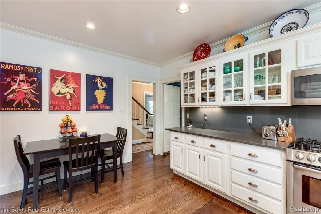 1014 Harvard Road Grosse Pointe, MI 48230 - Photo 14 of 37 1014 Harvard Rd Grosse Pointe-large-031-23-1014 Harvard Road00031FULL-1500x1000-72dpi.jpg