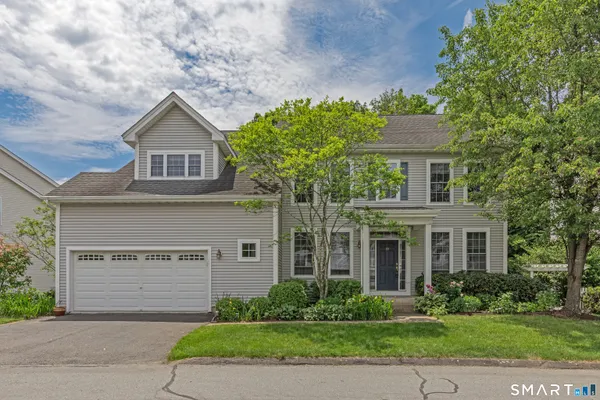 $659,000 | 19 Revere Circle, Unit 19, Southbury, CT 06488
