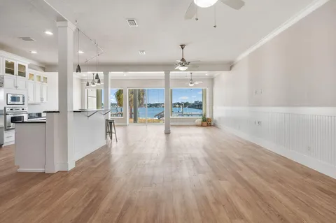 $895,000 | 901 Lighthouse Road, Fort Walton Beach, FL 32547