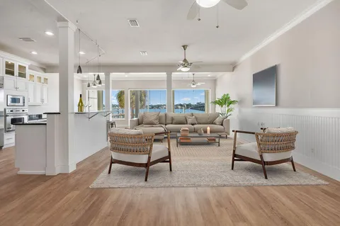 $895,000 | 901 Lighthouse Road, Fort Walton Beach, FL 32547