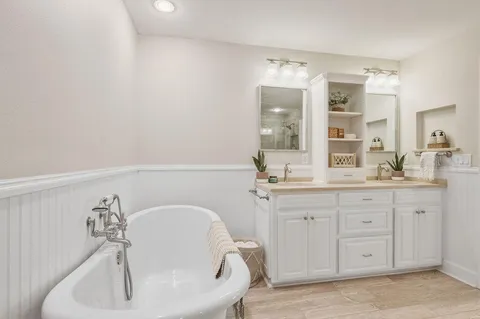 $895,000 | 901 Lighthouse Road, Fort Walton Beach, FL 32547